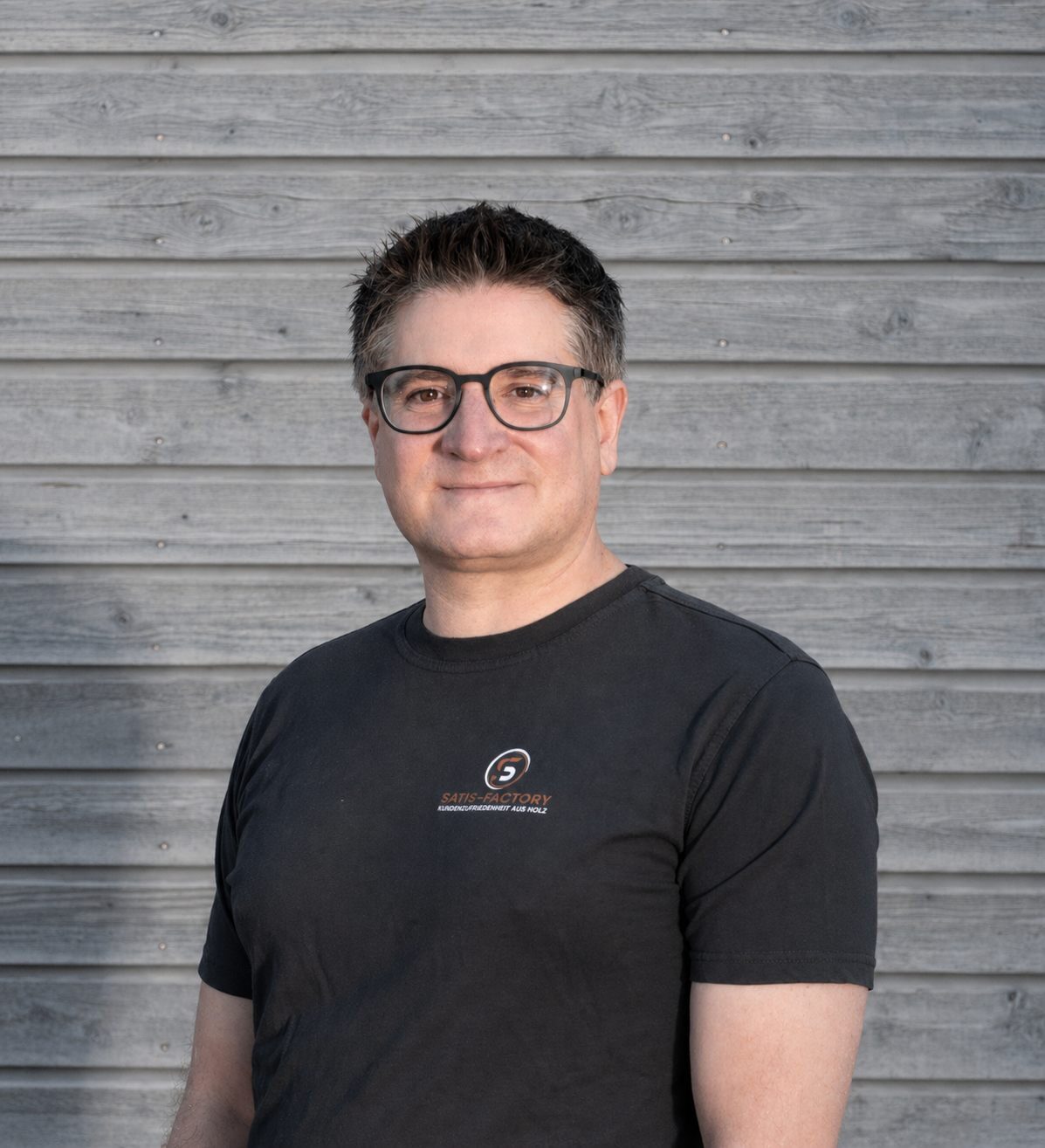 Sebastian Fischer, Geschäftsführung und Schreinermeister bei SATIS-FACTORY